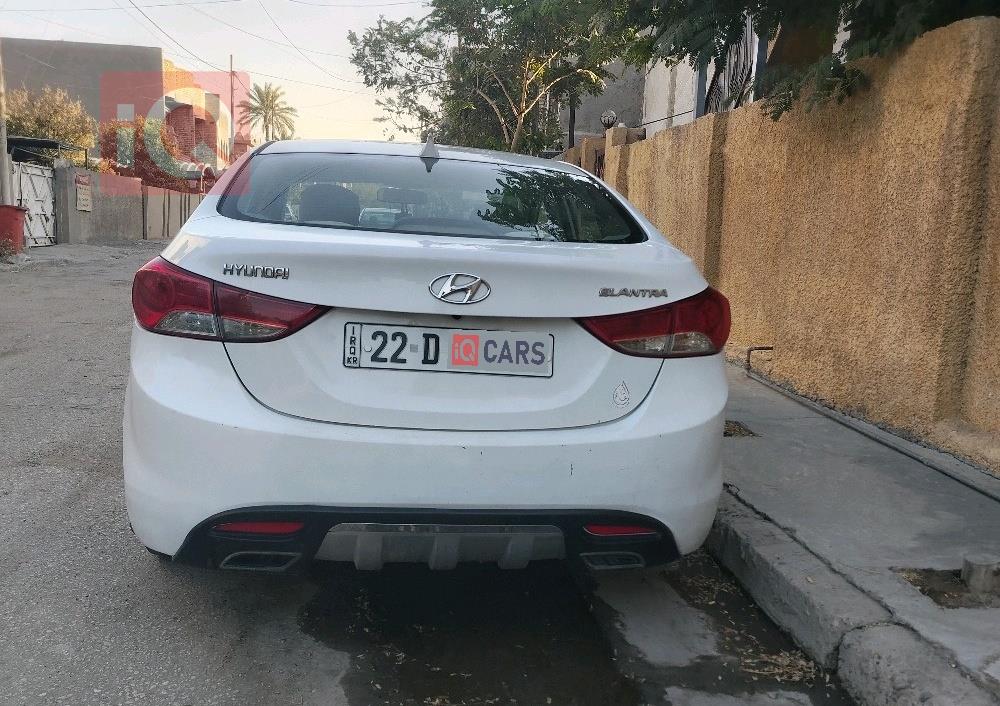هیوندای ئەلەنترا